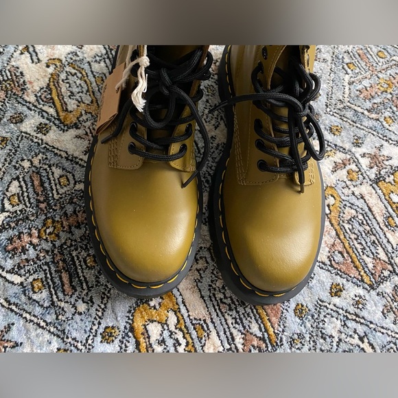 Dr Martens 1460 leather boots - Picture 2 of 13